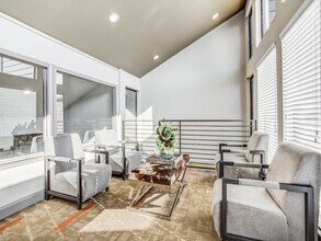 Chisholm Ranch in Fort Worth, TX - Foto de edificio - Building Photo