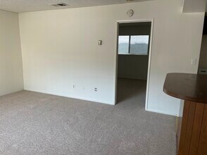 1411 Manhattan Ave, Unit D in Manhattan Beach, CA - Building Photo - Building Photo