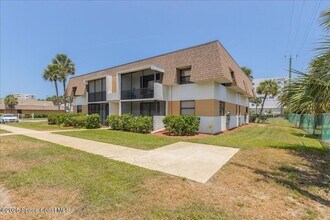2700 N Hwy A1A in Indialantic, FL - Building Photo - Building Photo