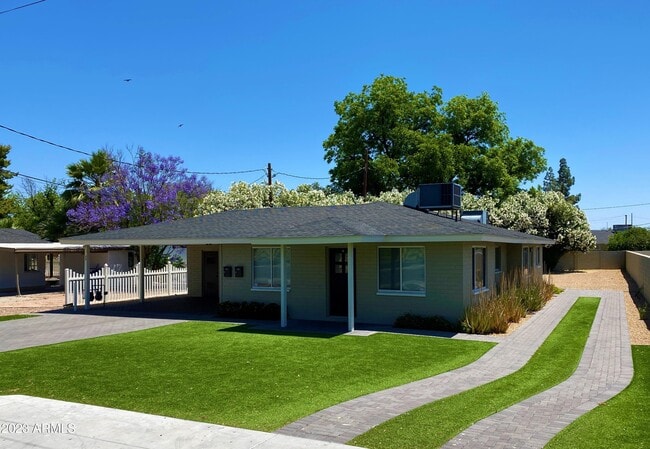 property at 33 N Hobson