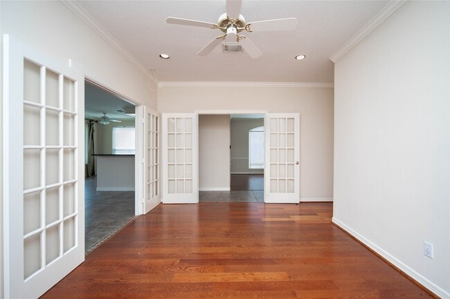 property at 3135 Old Masters Dr