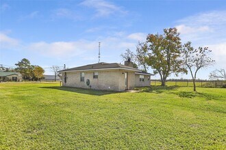 17219 Janacek Rd in Crosby, TX - Building Photo - Building Photo