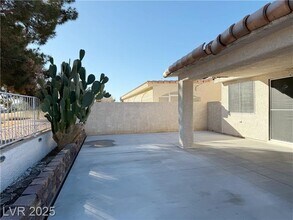 3760 Yorba Linda Dr in Las Vegas, NV - Building Photo - Building Photo