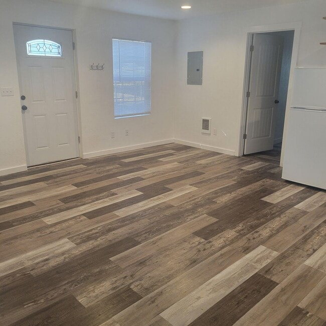 523 Van Ness St in Klamath Falls, OR - Building Photo - Building Photo