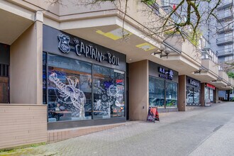 The Colonnade in Vancouver, BC - Building Photo - Building Photo