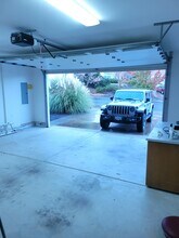 396 Patricia Ln in Eagle Point, OR - Building Photo - Building Photo