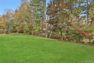 28 School St in Armonk, NY - Building Photo - Building Photo