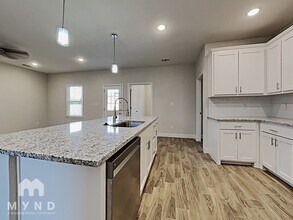 5503 Firewood Trail in Granbury, TX - Building Photo - Building Photo