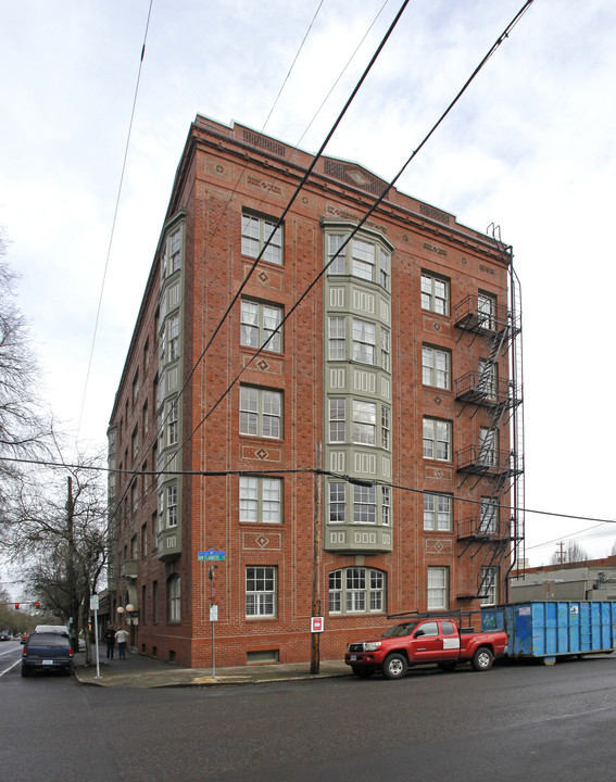 The Wickersham Apartments in Portland, OR - Building Photo