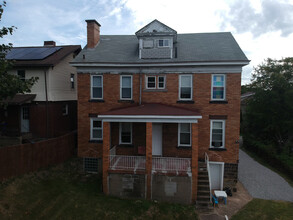 125 Lakewood Ave in Pittsburgh, PA - Building Photo - Building Photo