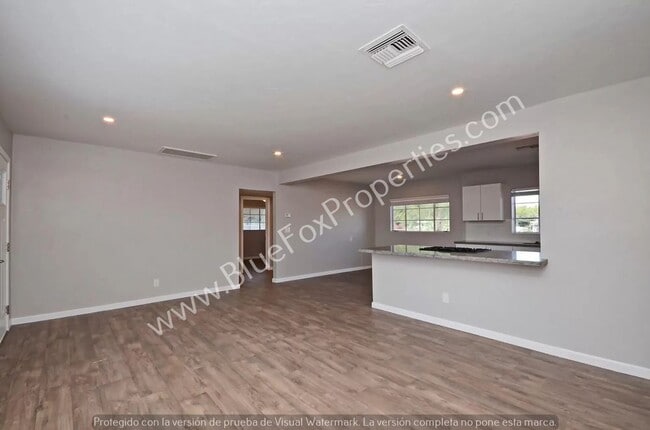 2701 E Waverly St in Tucson, AZ - Building Photo - Building Photo