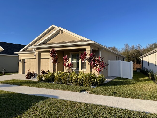 4323 Seven Canyons Dr in Kissimmee, FL - Building Photo - Building Photo