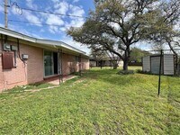 1021 Keechi St photo'