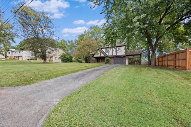 1812 Sedgewick Dr in Knoxville, TN - Building Photo - Building Photo