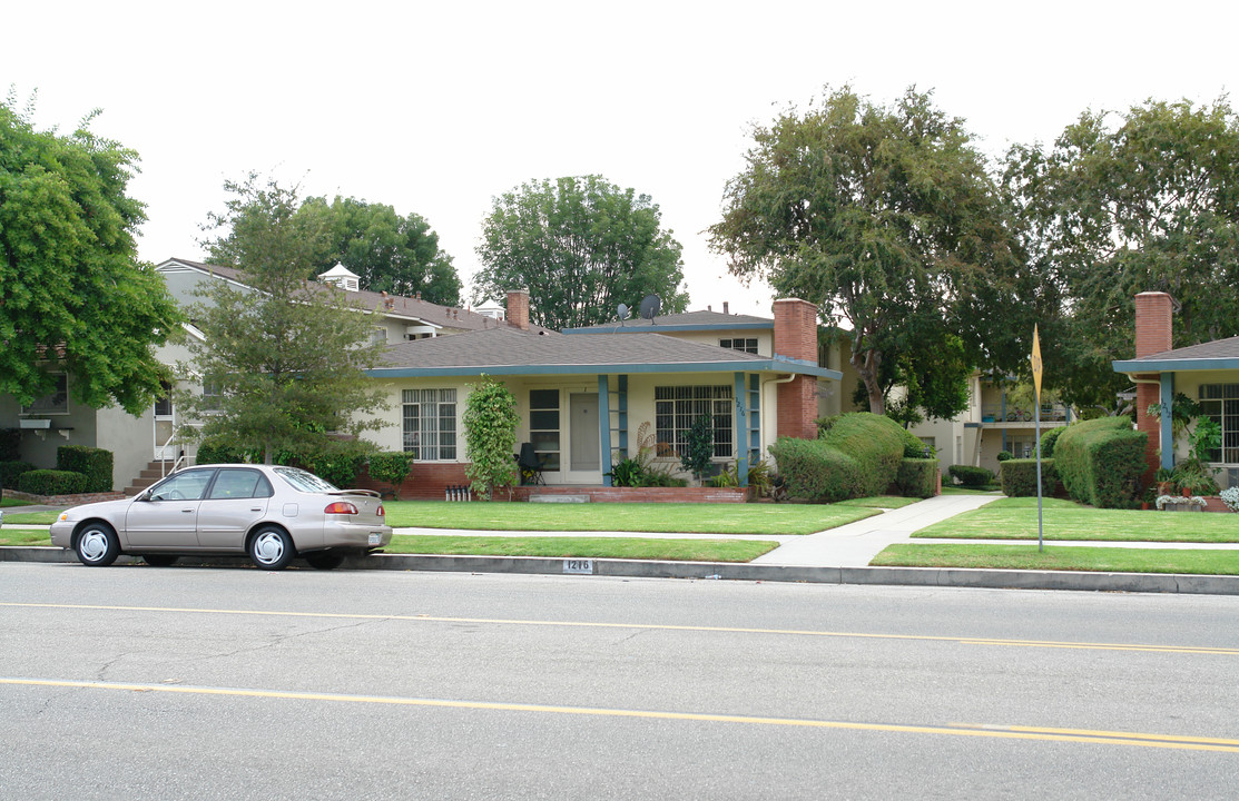 1216 E Glenoaks Blvd in Glendale, CA - Building Photo