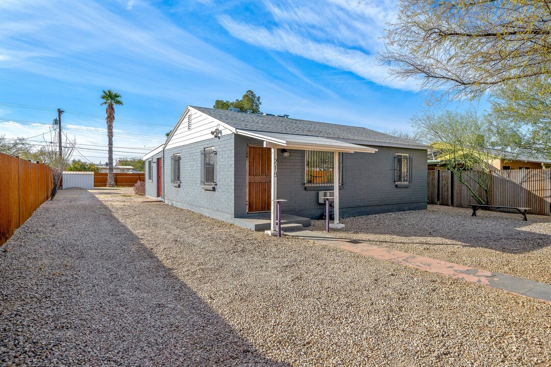 218 E Linden St in Tucson, AZ - Building Photo