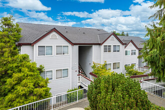 Wellington Place in Burien, WA - Building Photo - Building Photo