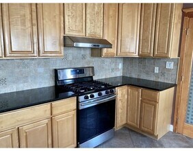 18 Payson Rd in Belmont, MA - Building Photo - Building Photo