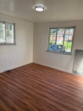 114 Oliver Dr in White Oak, PA - Building Photo - Building Photo