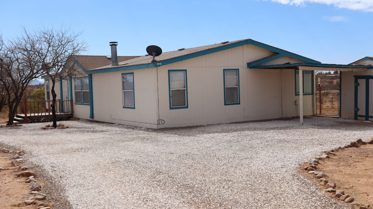 9696 E Spirits Path in Sierra Vista, AZ - Building Photo