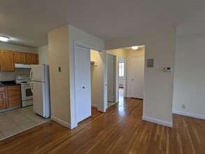 75 Gardner St, Unit 37 in Boston, MA - Building Photo - Building Photo