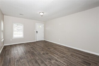 1005 SW 24th St in Oklahoma City, OK - Building Photo - Building Photo