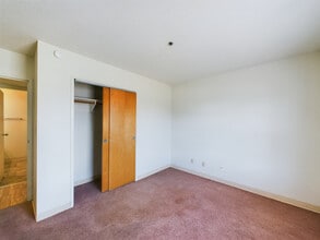 Chesterfield Apartments in Muncie, IN - Building Photo - Building Photo