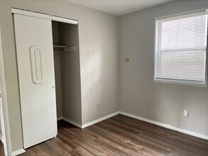 271 Way St, Unit 271 in Akron, OH - Building Photo - Building Photo