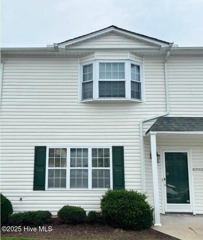 1222 Cross Creek Cir