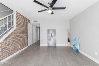 4220 E Almeria Rd in Phoenix, AZ - Building Photo - Building Photo