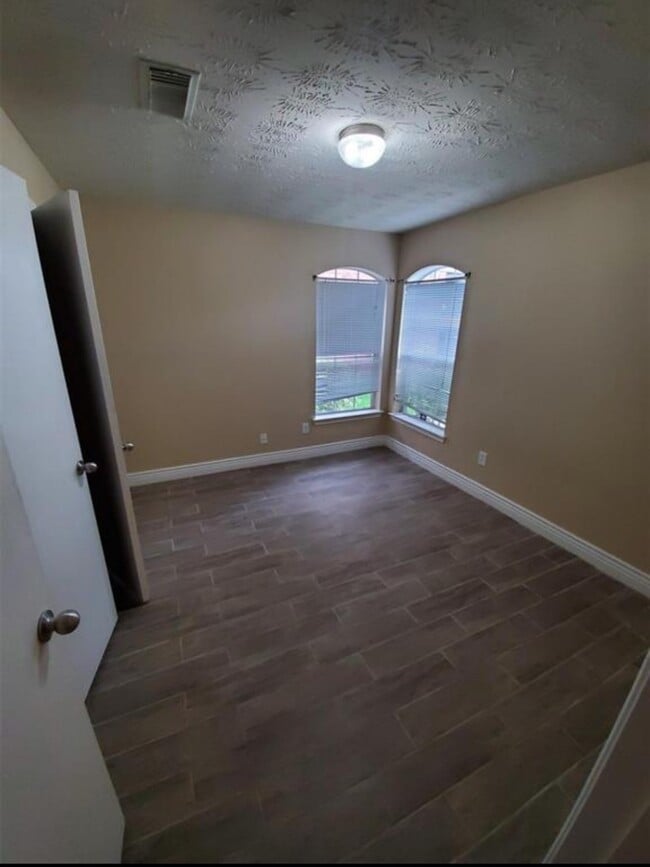 property at 171 Horn Ct