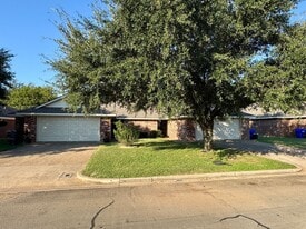 10204 Hyacinth Ln in Waco, TX - Building Photo