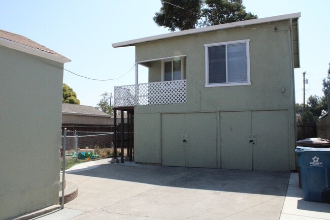property at 46 E 6th St
