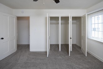 7850 El Paseo Grande in San Diego, CA - Building Photo - Building Photo