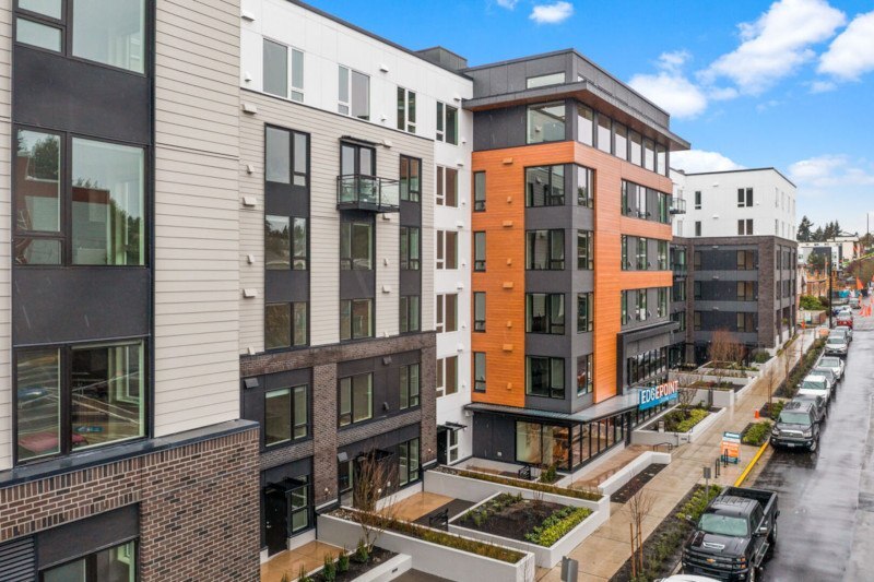 EdgePoint Apartments in Seattle, WA - Building Photo