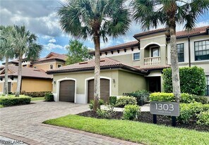 1303 Verde Dr in Naples, FL - Building Photo