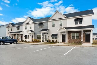 72 Catalina Cir in Swansboro, NC - Building Photo - Building Photo