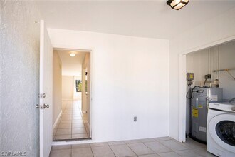 3706 SE 10th Ave in Cape Coral, FL - Building Photo - Building Photo