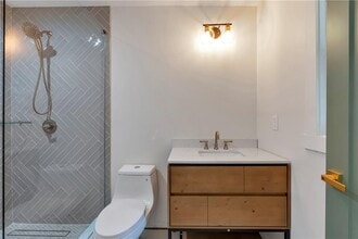 1300 Aniwaka Ave SW in Atlanta, GA - Building Photo - Building Photo