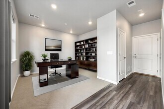 7030 Cumbria Ct in Castle Pines, CO - Building Photo - Building Photo