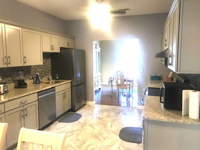 302 Caroline Cir in Myrtle Beach, SC - Building Photo - Building Photo