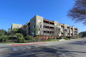 Ancona Apartments in Santa Ana, CA - Building Photo - Building Photo