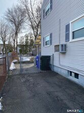 27 Jerry Rd in East Hartford, CT - Building Photo - Building Photo