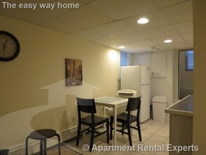 25 Lambert St, Unit #B in Cambridge, MA - Foto de edificio - Building Photo