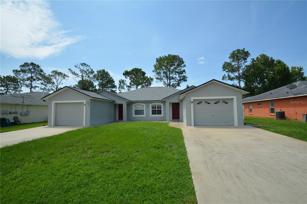 8 Pine Hill Ln in Palm Coast, FL - Building Photo