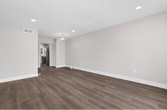 47 Galveston Pl SW in Washington, DC - Foto de edificio - Building Photo