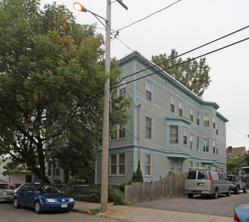 61 Pearl St in Cambridge, MA - Foto de edificio