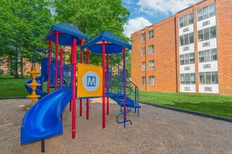 Sagamore Hills in Middletown, CT - Building Photo - Building Photo
