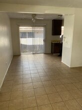 2154 Woodberry Ave in Hemet, CA - Building Photo - Building Photo