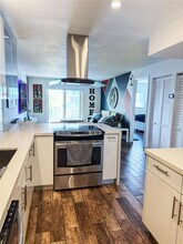 7830 Dickens Ave in Miami Beach, FL - Building Photo - Building Photo